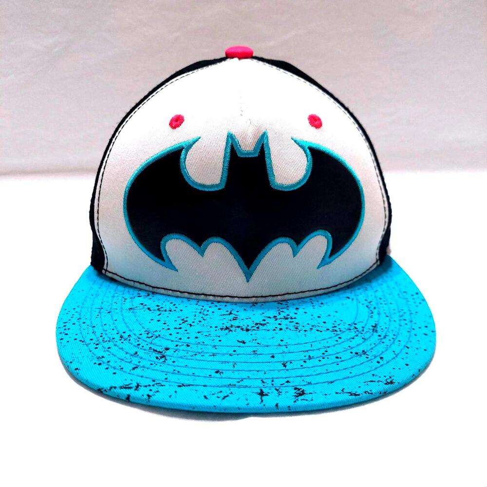 BATMAN PAINT SPLATTER ADJUSTABLE SNAPBACK HAT TM & DC COMICS BLUE BLACK‎ WHITE